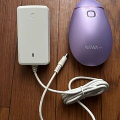 定価80000円 【美顔器】NEWA 肌のひきしめ　本体+ジェル4本付