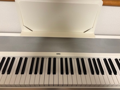 電子ピアノ　KORG B1 (17年製) 88鍵
