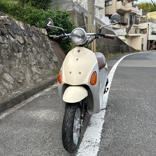 軽量　コンパクト　低燃費　オシャレ系便利ドリンクホルダー付き（配送サービスあり）