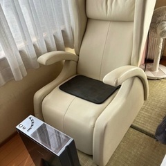 ◆フューチャー14000DX専用チェア絶縁 リブマックス12700 ファーストクラス　付属品購入時のまま　ヘルストロン　電位治療器 ◇フューチャー14000DX専用チェア絶縁 リブマックス12700 ファースト