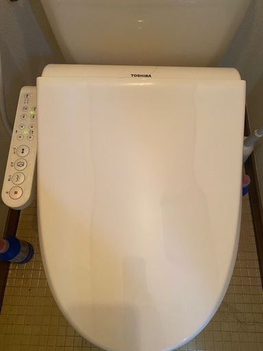 Toshiba Toilet seat/トイレのウォシュレット