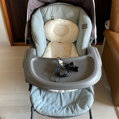 美品‼️電動ネムリラ - ベビーラック、ベビーチェア