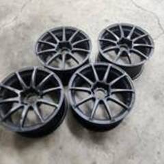 ホイール4本 メーカー不明 17x9J+28 114.3 5H ドリフト練習用に如何です