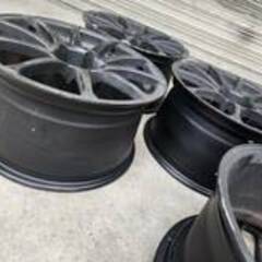 ホイール4本 メーカー不明 17x9J+28 114.3 5H ドリフト練習用に如何です