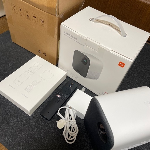 タイムセール！　Mi Smart Projector 2 極美品
