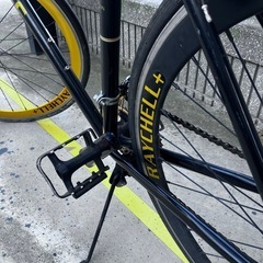 ロードバイク２７インチ　新古品　フロント３段、リア6段、18段　変速機シマノ製 ロードバイク27インチ 新古品 フロント3段、リア6段、18段 変速機