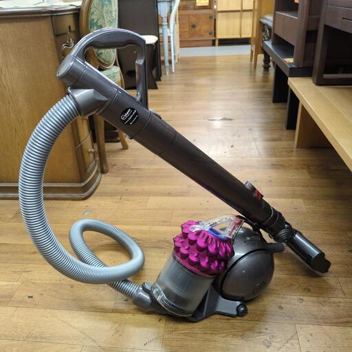 J236 ★2016年製★サイクロン掃除機★dyson★DC63