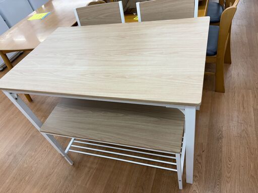 ☆ジモティー割引有☆　ﾍﾞﾝﾁﾀﾞｲﾆﾝｸﾞ4点ｾｯﾄ