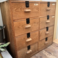 8杯の引出し収納棚/ 昭和レトロ/ アンティーク/ 木製/無塗装 和箪笥 和家具 値下♪8杯の引出し収納棚/ 昭和レトロ/ アンティーク/ 木製/無