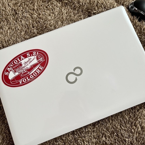 ノート型パソコン