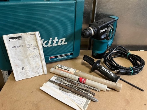 makita マキタ 28mm ハンマドリル HR2811F 動作確認済 取説•ドリルビット付属 ケース付 ライト点灯 中古品 ③
