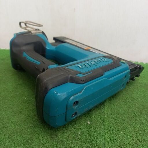 makita マキタ FN350D 充電式木面釘打 フィニッシュネイラ　18Ｖ【野田愛宕店】【店頭取引限定】【ジャンク】管理番号：ITH0NDS32LHO