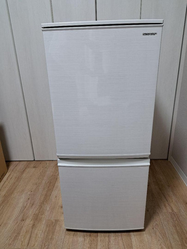 シャープ SHARP 冷蔵庫 137L つけかえどっちもドア SJ-D14E-W