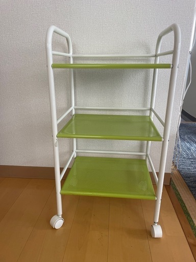 【お受け渡し者決定しました】ミニスチールワゴン、プラスチック製ワゴン