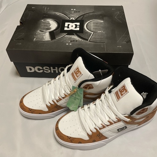 ディーシー　スニーカー PURE HIGH-TOP WC SE SN 26㎝