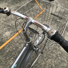 ブリヂストン ベルトドライブ シティサイクル 27インチ JH4K0853 シルバー