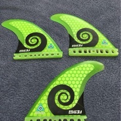 DHDボード（デッキパッド、リーシュロック、フィン付き）