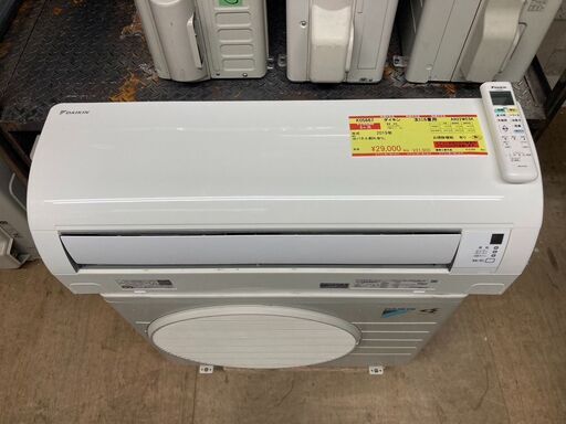 K05667　中古エアコン ダイキン 2019年製 主に6畳用 冷房能力 2.2KW / 暖房能力 2.2KW