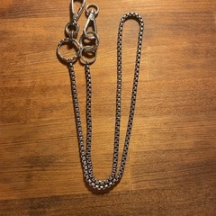 MARTINE ALIのチェーン