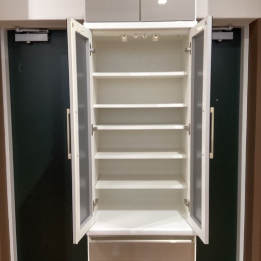 トレファク神戸南店】食器棚 です。【取りに来られる方限定】 食器の トレファク神戸南店】食器棚 です。【取りに来られる方限定】 食器の