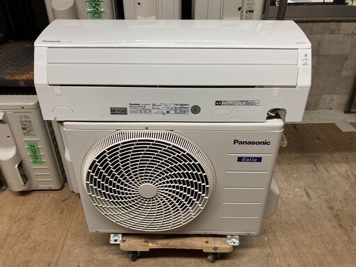 K05670 中古エアコン パナソニック 2021年製 主に6畳用 冷房能力 2.2KW / 暖房能力 2.2KW - エアコン