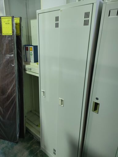 オフィス用品　2人用ロッカー