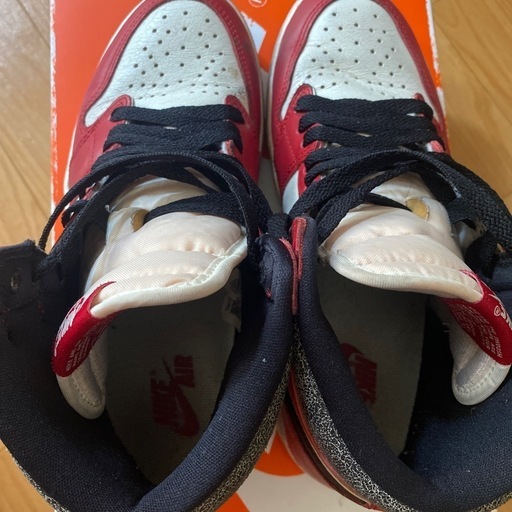 NIKE エアジョーダン1 シカゴ