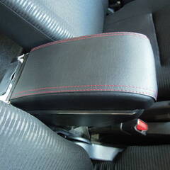 汎用アームレスト用ハイゼットジャンボ専用ブラケット 500 510 前期、後期　ブラケットとアームレストのセット品の販売です。