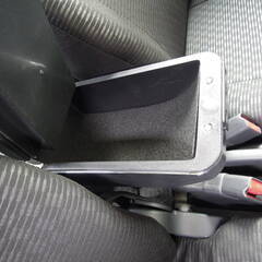 汎用アームレスト用ハイゼットジャンボ専用ブラケット 500 510 前期、後期　ブラケットとアームレストのセット品の販売です。