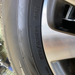 20 アルファード、ヴェルファイア純正16インチ　純正ナット20 個付き　