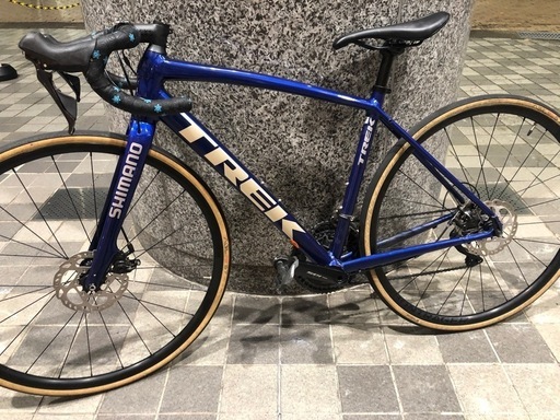 トレック　ドマーネ　2023