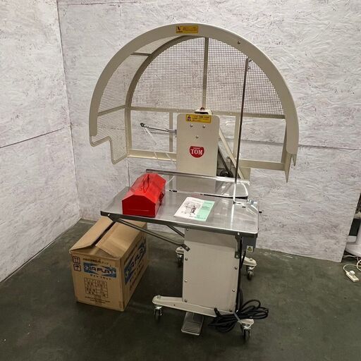【山田機械工業】 TOM 山田機械 Y60 自動紐掛け機 結束機 梱包機 新品紐ロール付き 美品 Y0371