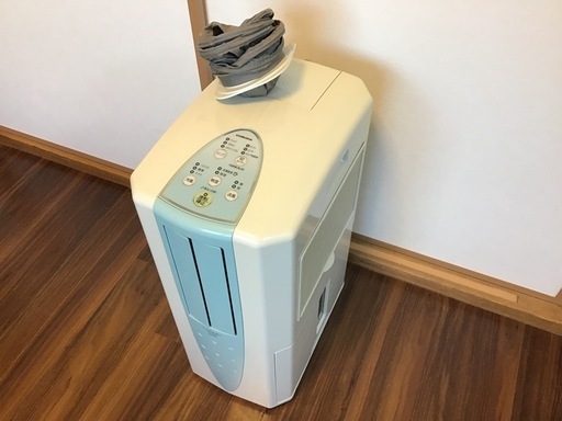 コロナ　冷風機　衣類乾燥除湿器　どこでもクーラー