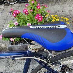 クロスバイク　７００ｘ２８ｃ　７変速　フレーム　アルミ　青　配達可能