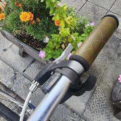 クロスバイク　７００ｘ２８ｃ　７変速　フレーム　アルミ　青　配達可能