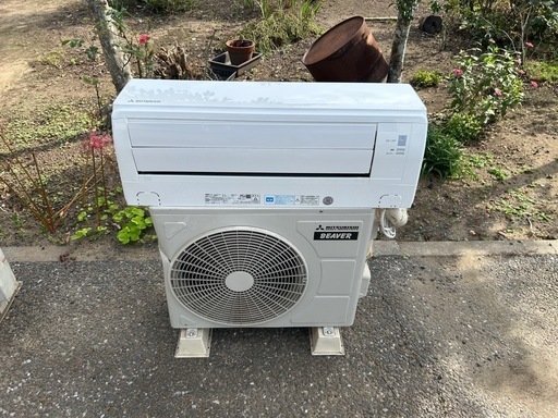 エアコン　\n三菱　8畳用　2020年製