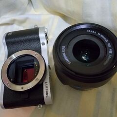 極上品 Samsung NX300M ＋ レンズ