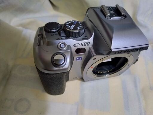 OLYMPUS　E-500　シルバー　美品