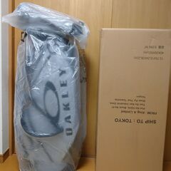 新品未使用　オークリーゴルフ　キャディバッグ　17.0 FW　軽量スタンド型