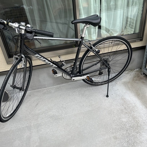 自転車\n