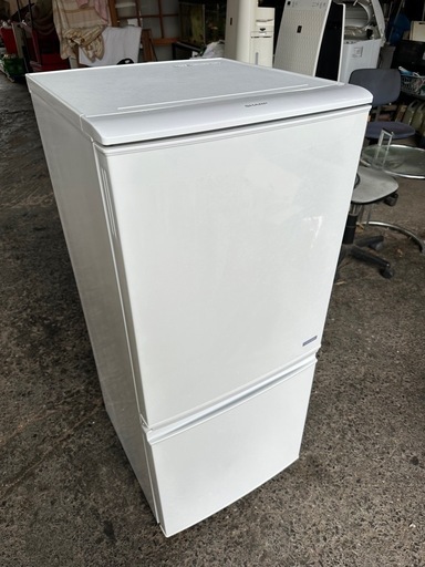 SHARP シャープ 137L SJ-C14C-W どっちもつけかえドア 冷凍冷蔵庫 ホワイト