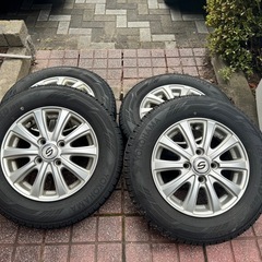 145/80R13 スタッドレス　バリ溝！　運送屋の営業時間内でしたらすぐ発送 145/80r13 ヨコハマスタッドレス 21年製バリ溝