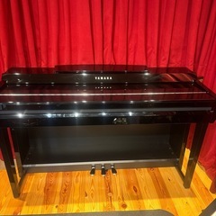 ヤマハ電子ピアノ　CVP-605PE