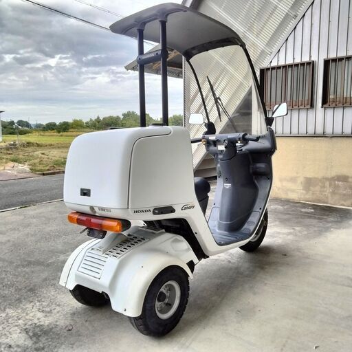 ホンダのジャイロキャノピー純正ワゴンタイプ。めっちゃ綺麗な車体。鍵