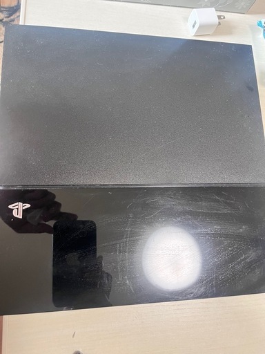 PS4 アイスボーンセット\nすぐ使えるセットになってます！値下げも相談に応じます！