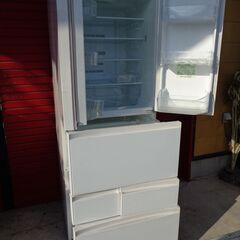 TOSHIBA 東芝　555L 5ドア 冷凍冷蔵庫　GR-H560FV(ZW)　中古