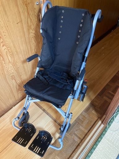 介助用車椅子　バギー　折りたたみ式