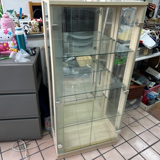 ガラスキャビネット　コレクションケース　コレクションボード　飾棚