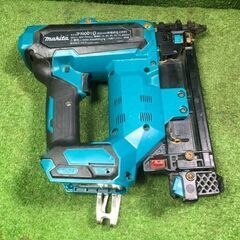 マキタ FN001GZ 充電式仕上釘打【市川行徳店】【店頭取引限定】【中古】管理番号：ITQQWKC6RUMA マキタ FN001GZ 充電式仕上釘打【市川行徳店】【店頭取引限定】【中古