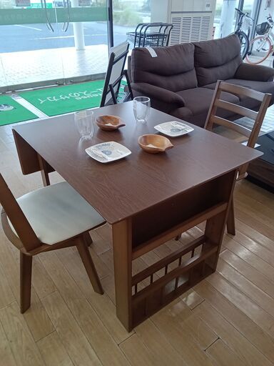 ★ジモティ割あり★ ニトリ 伸長式ダイニングセット ブラウン H70×D75×W92-120 クリーニング済み TK3313